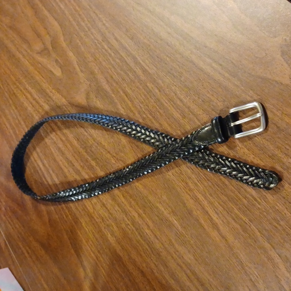 2/$20. BUNDLE.  Woven Leather Belt Sz. M 34/36